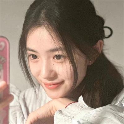 接近无限的白